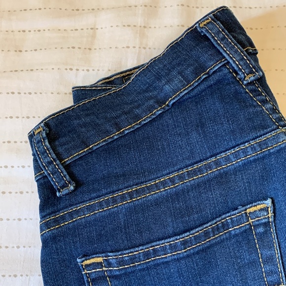 EUC Levi’s Blue Denim and Gold Stitch Performance 511 Slim Stretch - Picture 4 of 9